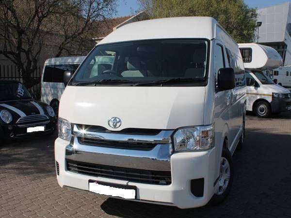 2014 2015 2016 2017 2018 2019 TOYOTA QUANTUM / HIACE 14-19 Grille Grill Gray-BLK (3 PCS) BROAD 1880