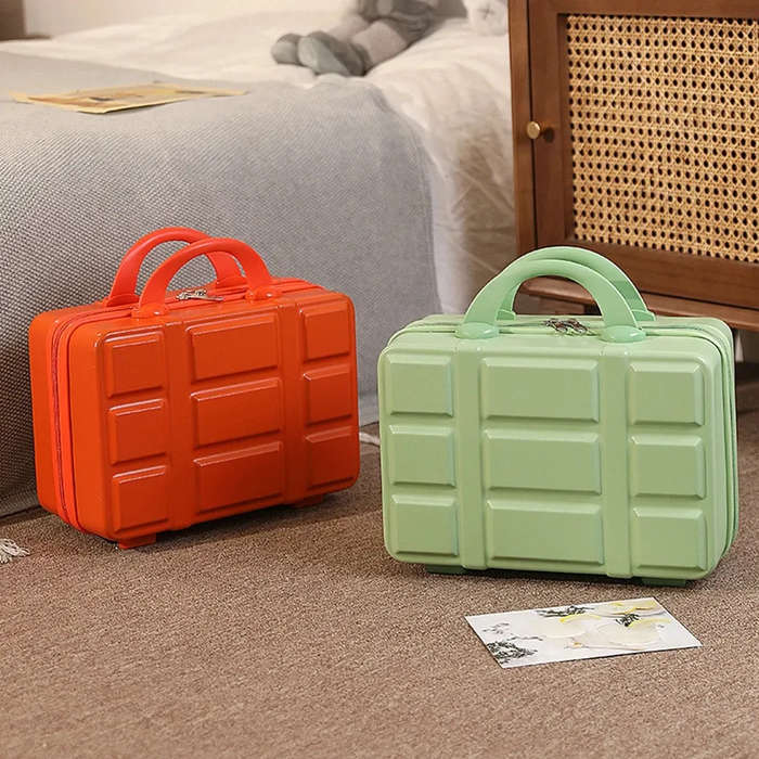 Vintage Hard-Shell Portable Toiletry and Makeup Organizer Travel Case