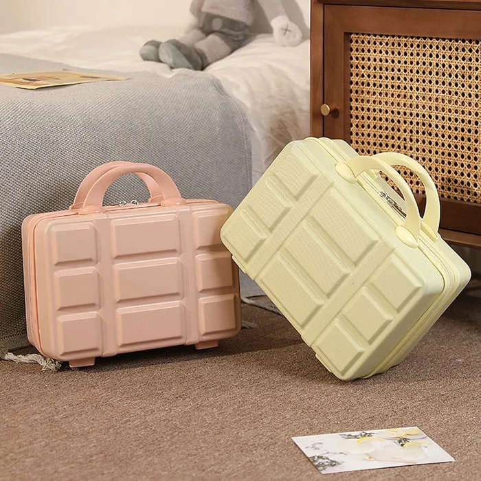 Vintage Hard-Shell Portable Toiletry and Makeup Organizer Travel Case