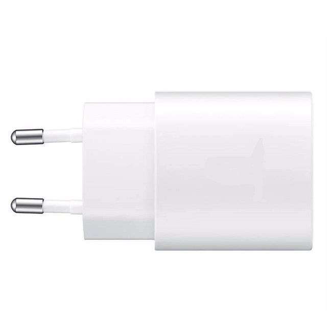 Magnetic Case & Wireless Charger Combo for iPhone 16