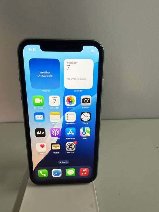 iPhone 11 Green 64GB  75% Battery Health