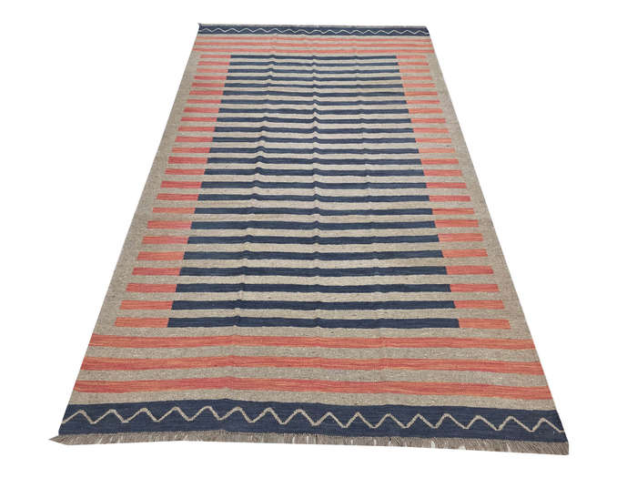 Beautiful Modern design kilim Rug 299 X 207cm