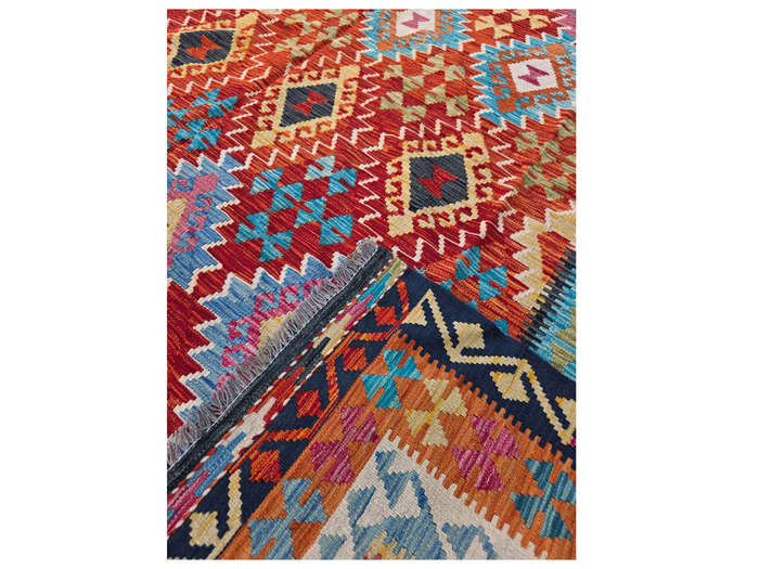 Stunning Handwoven woolen Kilim Rug 598 X 400 cm