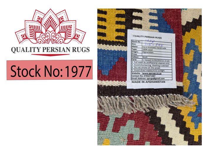 Beautiful Handwoven woolen Kilim Rug 305 x 248 cm