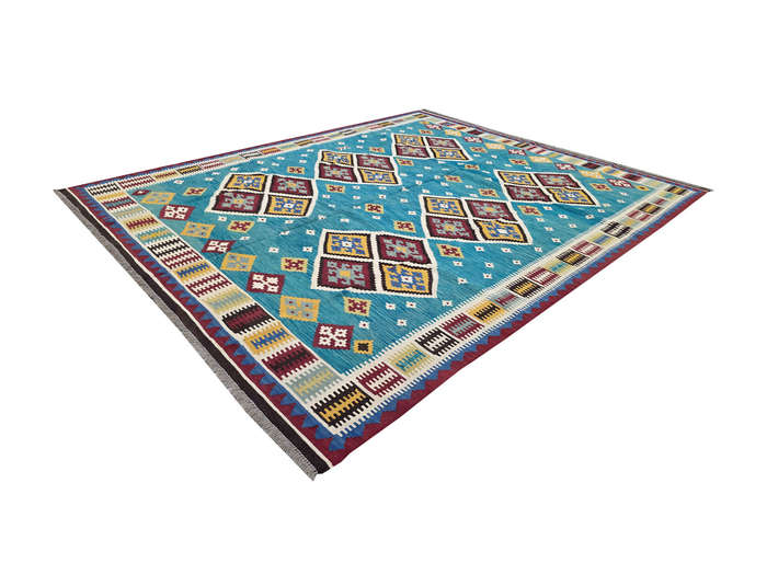 Beautiful Handwoven woolen Kilim Rug 305 x 248 cm