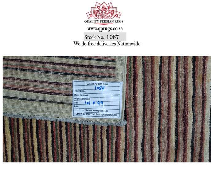 Stunning Iranian Gabbah carpet 101 x 99 cm