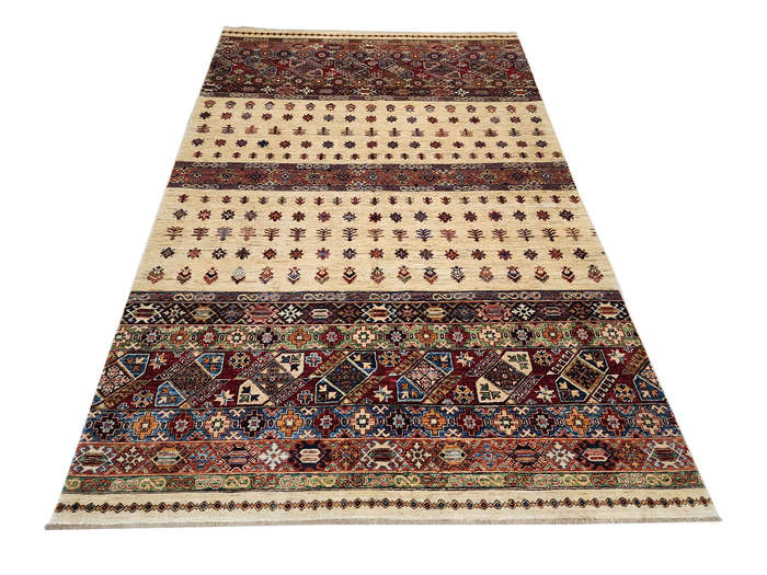 Stunning Ariana Carpet 301 x 206CM