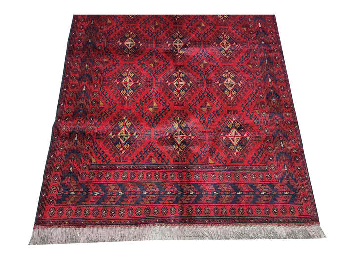FINE QUALITY BELJIC CARPET 196 x 124 cm