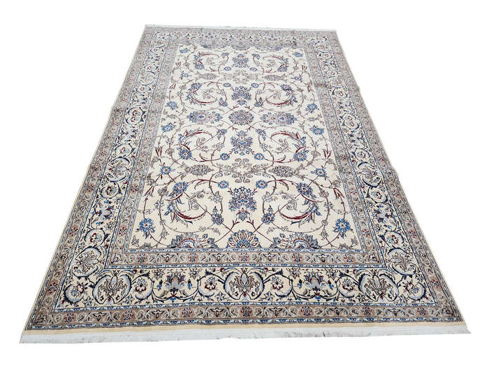 Incredible Fine Nain Persian Carpet 310 x 205 CM