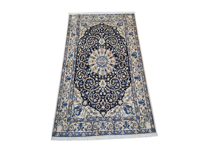 Gorgeous Fine Nain Persian Carpet 195 x 123 CM