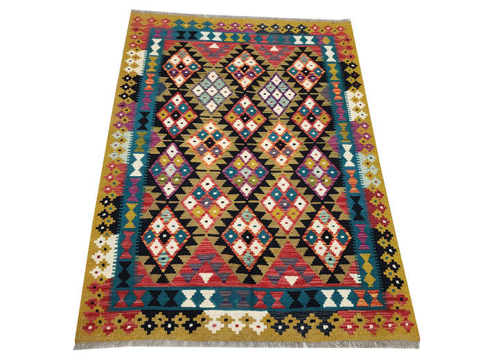 Fine Maimana kilim 192 x 144 cm