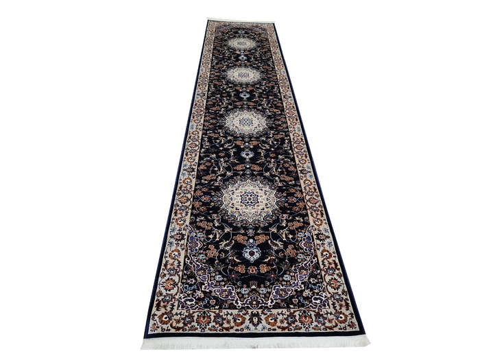 Gorgeous Navy Kashan passage Carpet 400 X 80 cm