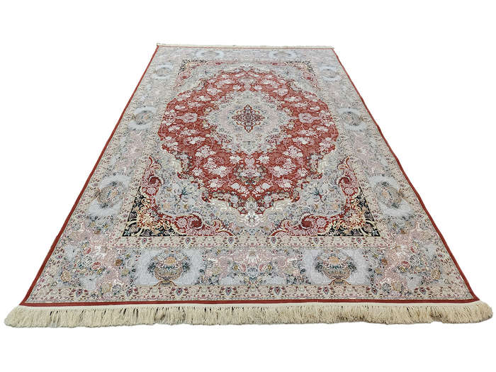Top Quality Iranian Gilan carpet 400 x 300 CM