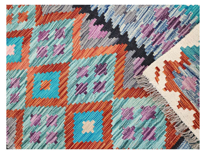 Stunning Afghan Choubi kilim 189 x 123 CM