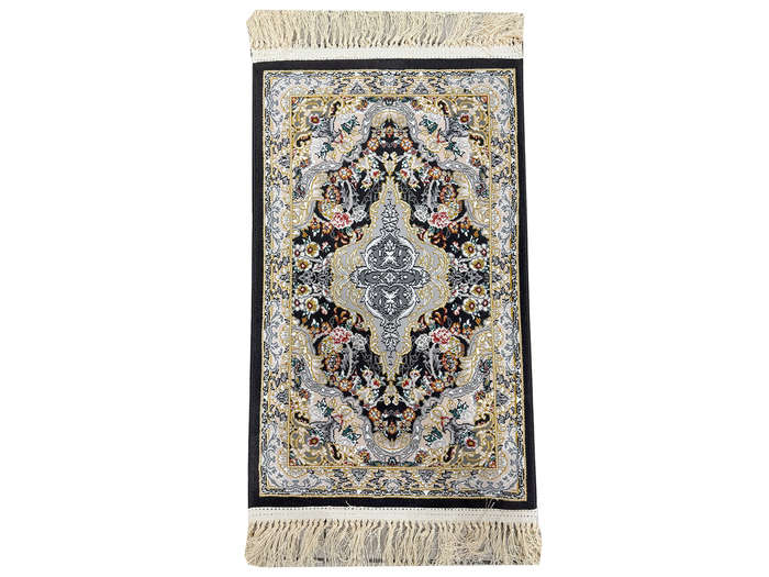 Stunning Persian Gilan Carpet 80 x 50 CM