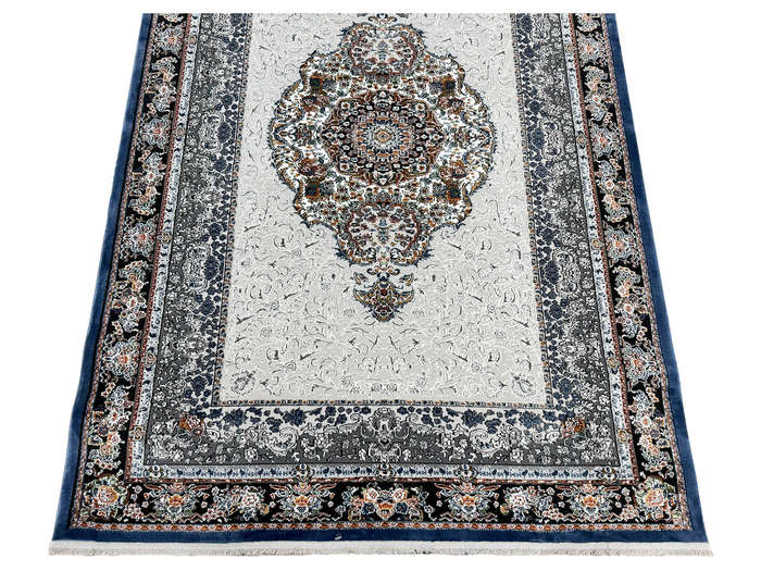 Gorgeous  Machine Made Carpet 230 x 160 CM
