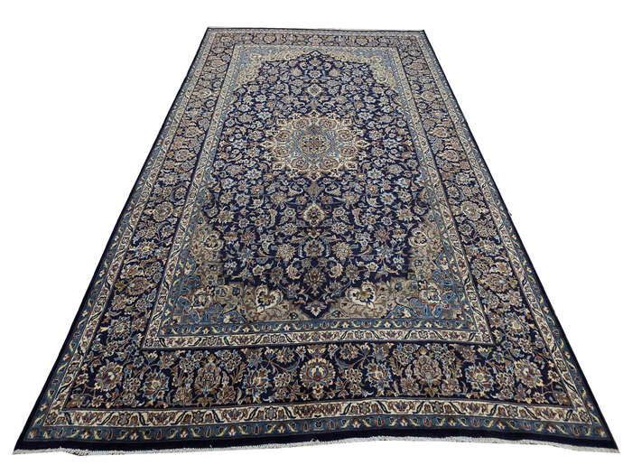 Gorgeous Pre-loved Navy Kashan Carpet 416 x 290cm