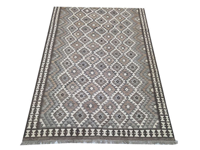 Fine Handwoven woolen Natural Kilim  285 x 197cm