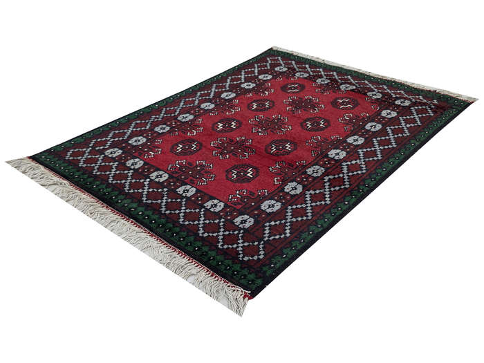 Gorgeous Hand-knotted Kunduz Bukhara Carpet 110 x 79 cm