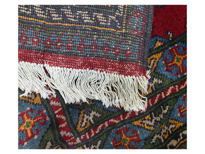 Fine Hand-knotted Kunduz Bukhara Carpet 198 X 90 cm