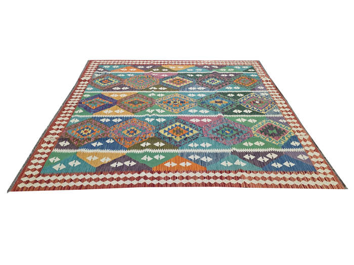 Stunning Handwoven woolen Choubi Kilim Rug 312 x 251cm