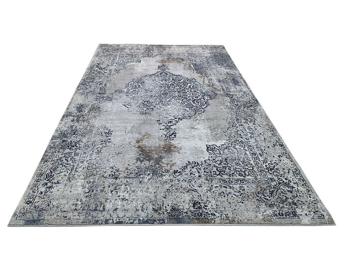 Stunning Machine Made Vintage Design Carpet 290 x 200 CM