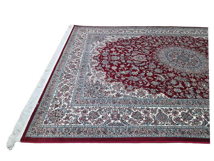 Stunning Persian Machine Made Carpet 290 x 200 CM