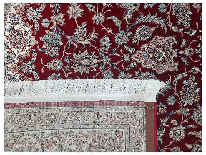 Stunning Persian Machine Made Carpet 290 x 200 CM