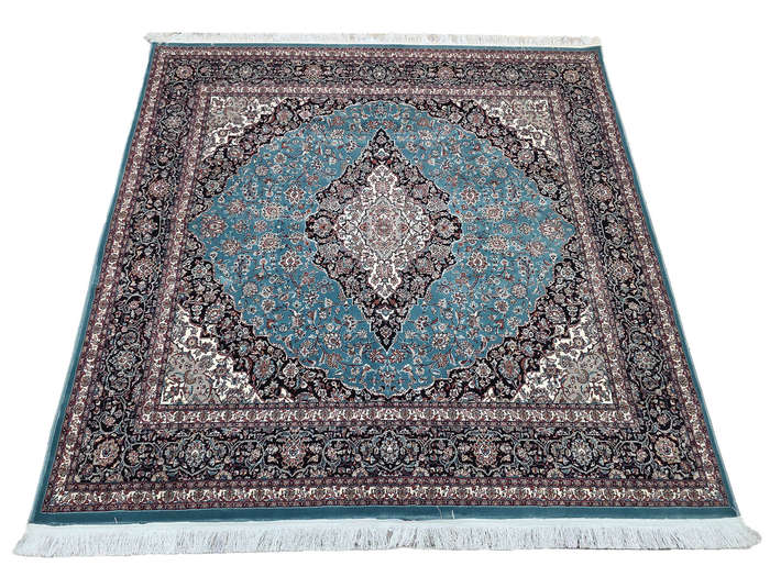 Stunning Persian Machine Made Square Carpet 200 x 200 CM