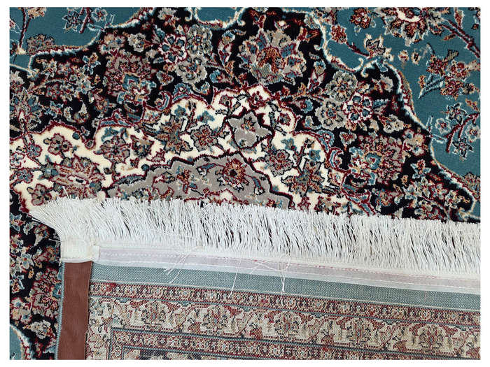Stunning Persian Machine Made Square Carpet 200 x 200 CM