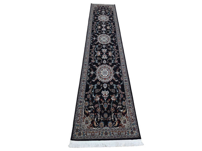 Beautiful 4 Meter Navy Color Passage Runner 400 x 80 CM