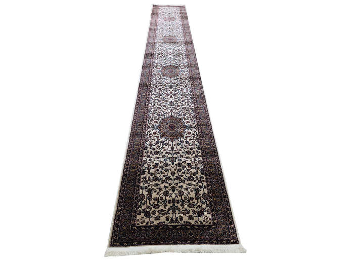 Stunning Kashan Design Machine Made Runner 500 x 80 CM