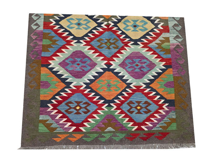 Handwoven woolen Kilim Rug 190 X 160 cm