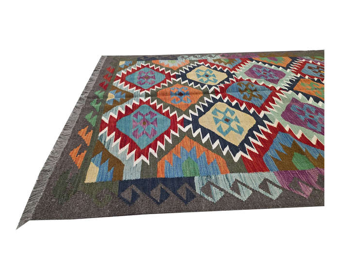 Handwoven woolen Kilim Rug 190 X 160 cm