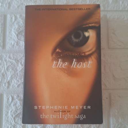 The Host - Stephanie Meyer