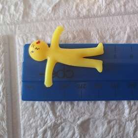 Stretchy yellow man