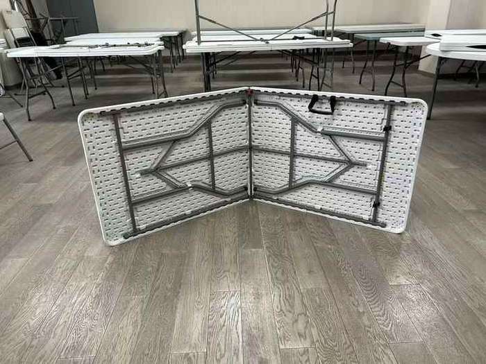 Portable 6FT Outdoor HDPE Plastic Folding Table