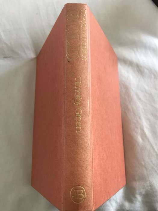 The New World of Gold - Timothy Green