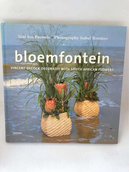 Bloemfontein, Vincent Decock decorated with South African flowers - Ivo Pauwels