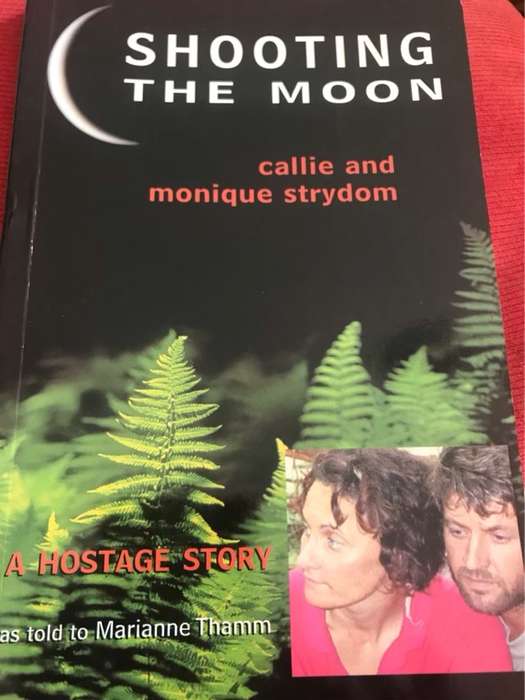 Shooting the Moon, Callie and Monique Strydom - Marianne Thamm