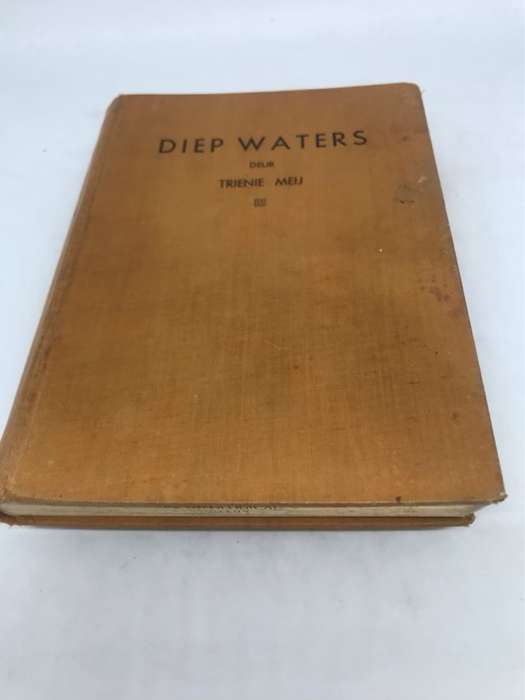 Diep Waters - Trienie Meij