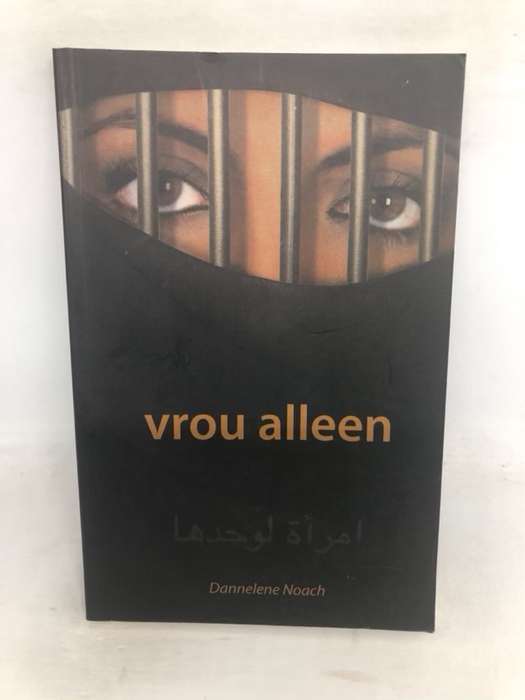 Vrou aleen - Dannelene Noach