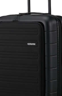 American tourister Novastream Spinner 55cm Black + Laptop compartment