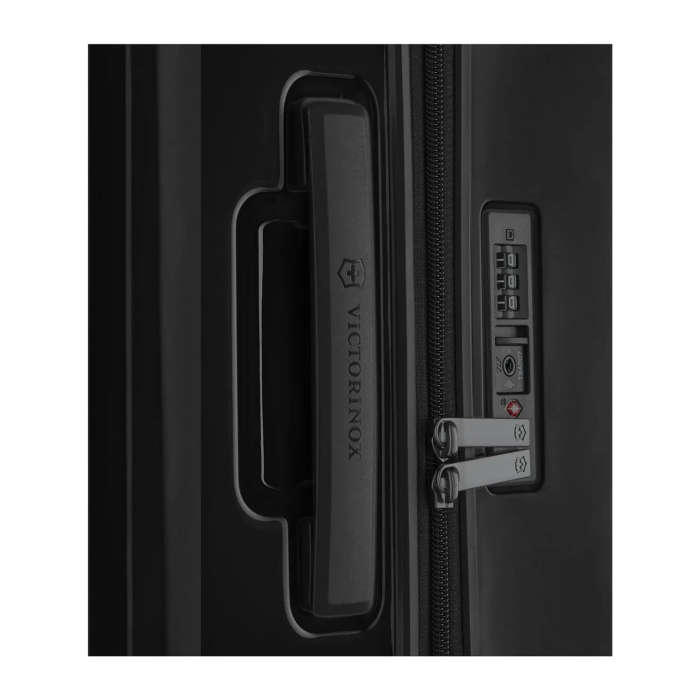 VITORINOX AIROX HARDSIDE CARRY ON -BLACK