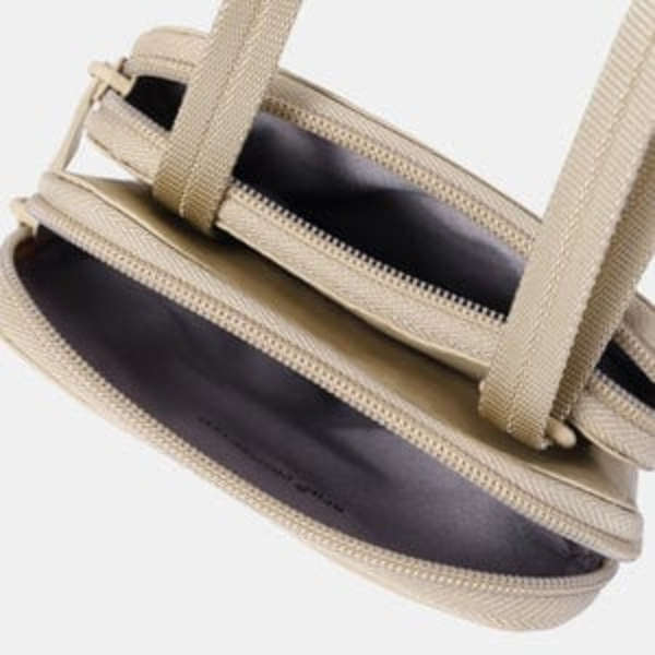Hedgren Folios Rfid Passport Holder - Sepia