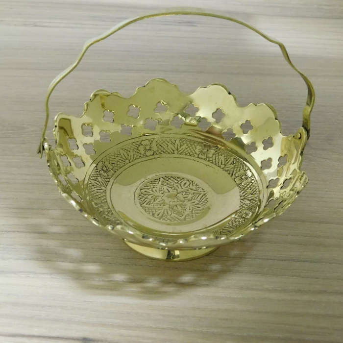 Engraved Basket with Handle