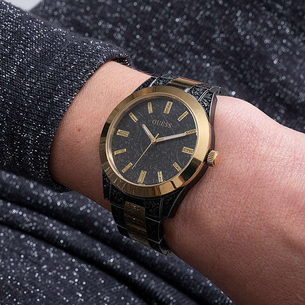 Guess Women's Watch (gw0303l1)