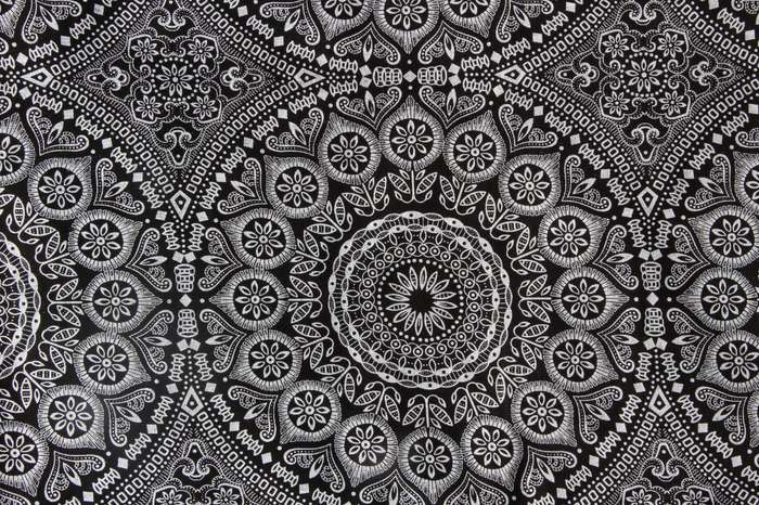 Phomello Table Runner