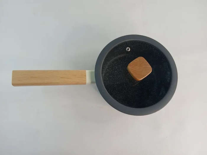 18Cm Non-Stick Frying Pan With Lid