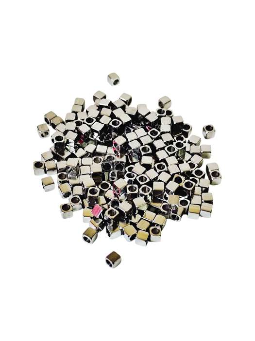 220 x Square beads in Stainless steel, 3x3mm